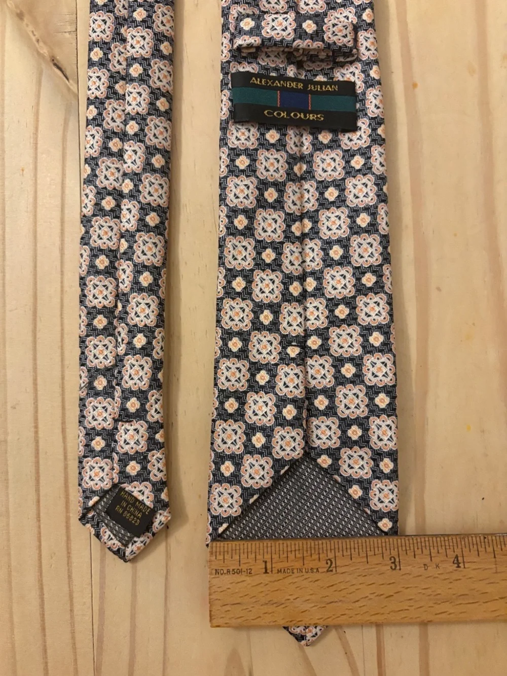 Vintage Alexander Julian Colours Geometric Medallion Men's Necktie
